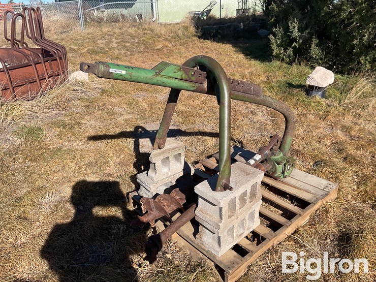 john-deere-post-hole-digger-image-1