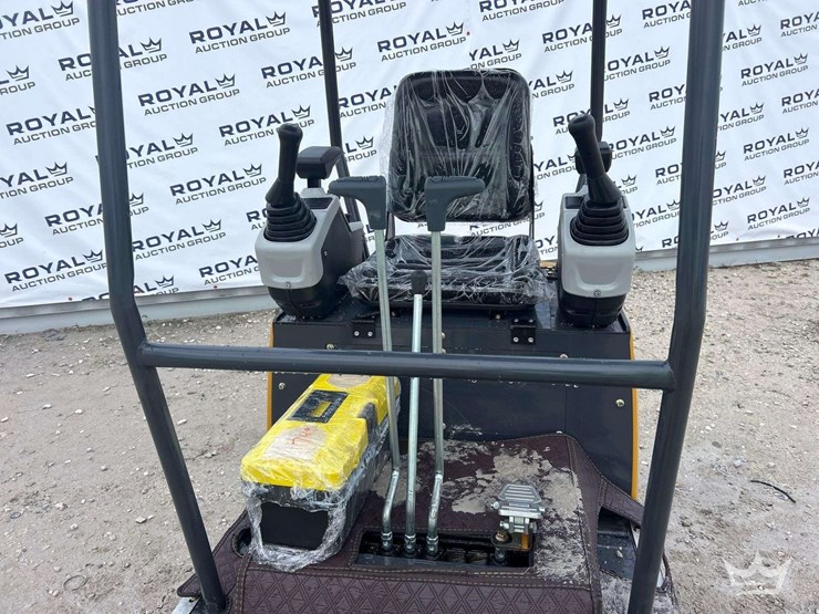 unused-2025-cfg-industrial-xz20r-mini-excavator-image-6