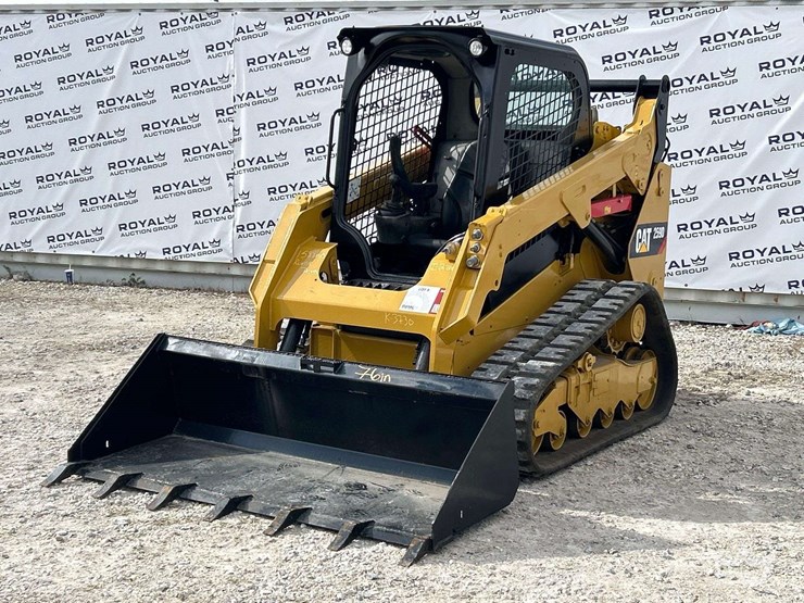 2019-caterpillar-259d-image-1