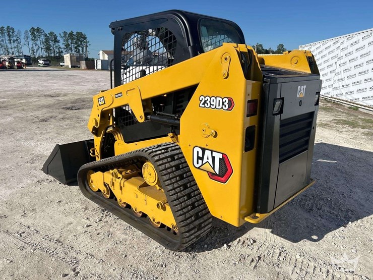 2019-caterpillar-239d3-image-4