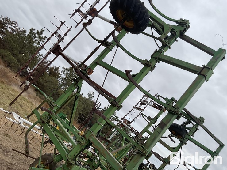 john-deere-rod-weeder-image-20