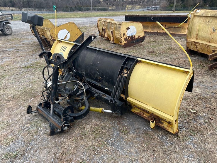 meyer-8.5'-snow-plow-w/-bracket-image-5
