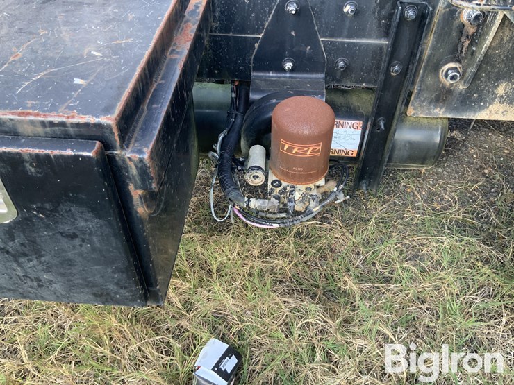 2012-kenworth-t800-image-16