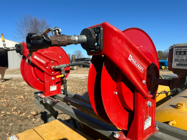 #35579-•-2015-sage-oil-vac-8'-s/a-lube-trailer-vin:-1z9bu317fa092026-image-40