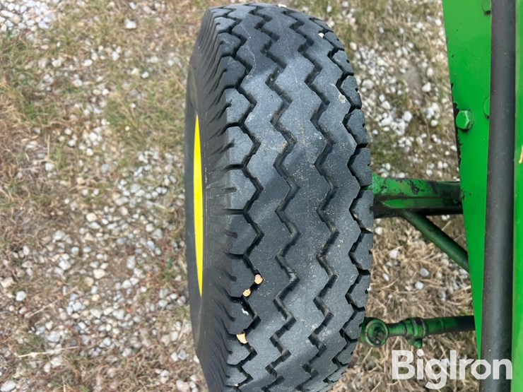 george-plett-2wd-utility-tractor-w/loader-image-17