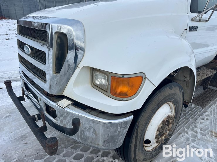 ford-f750-image-14