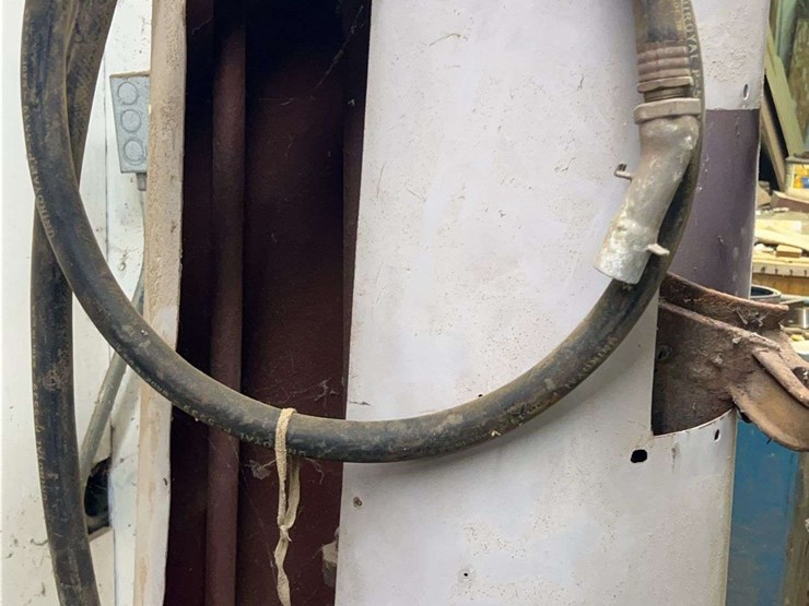 vizo-10-gallon-visable-gas-pump-image-19