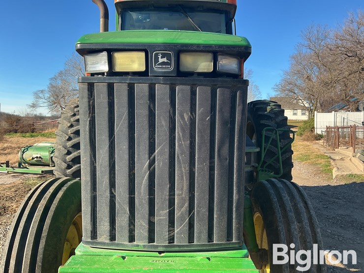 john-deere-8200-image-17