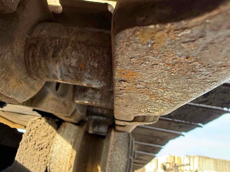 komatsu-pc490-lc-10-image-15