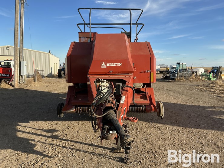 hesston-4760-image-2