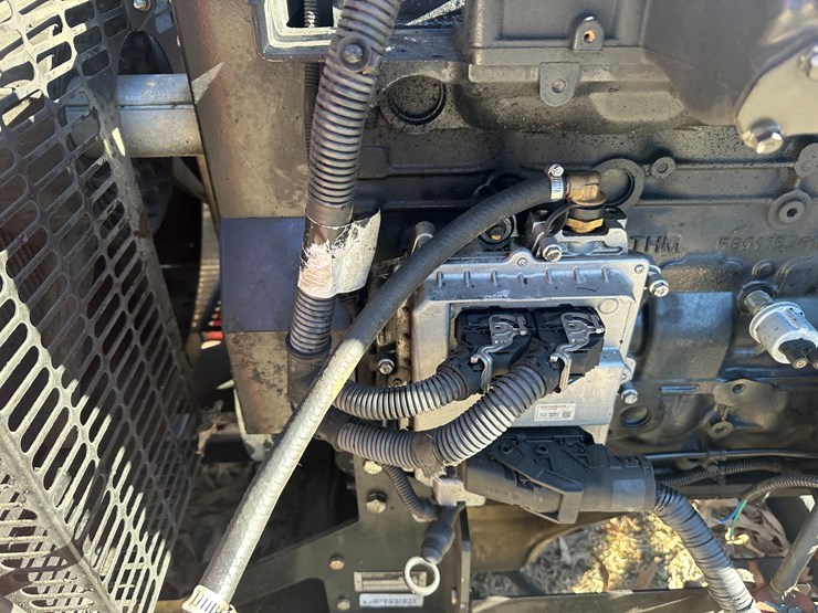 case-ih-p240-image-16