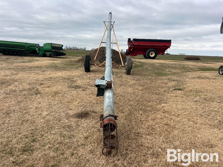 hutchinson-portable-auger-image-2