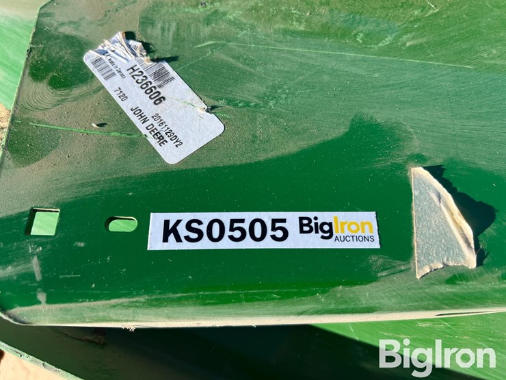 john-deere-straw-chopper-deflectors-image-5