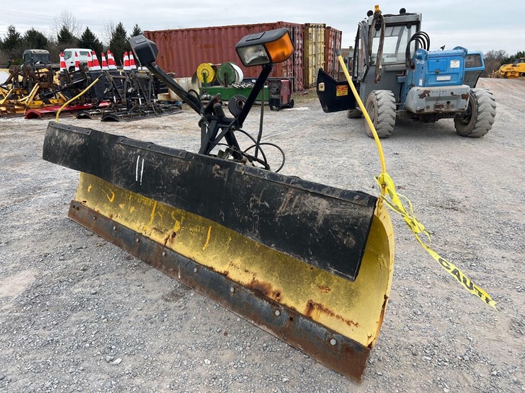 meyer-9'-snow-plow-image-1