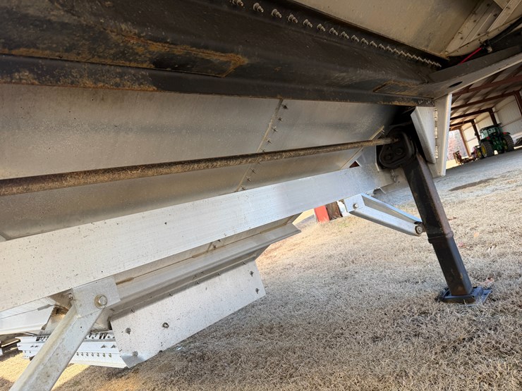 wilson-hopper-bottom-image-37