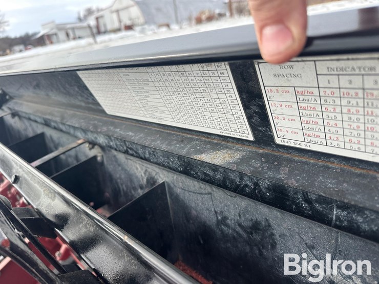 case-ih-5100-image-20