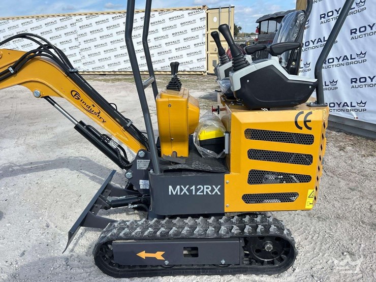 2025-cfg-industrial-mx12rx-mini-excavator-image-17