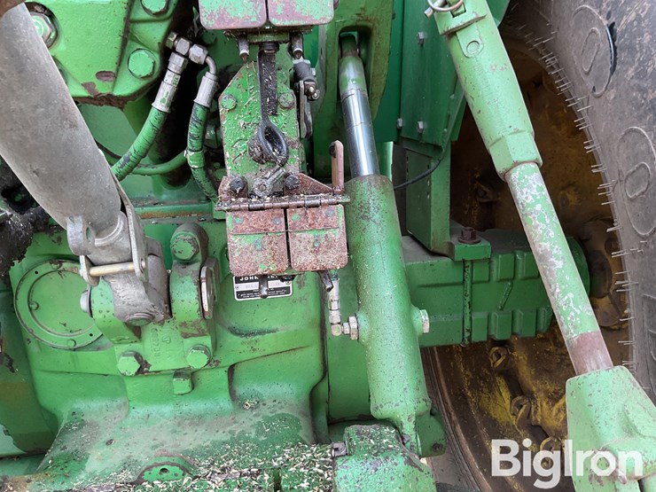 john-deere-8440-image-14