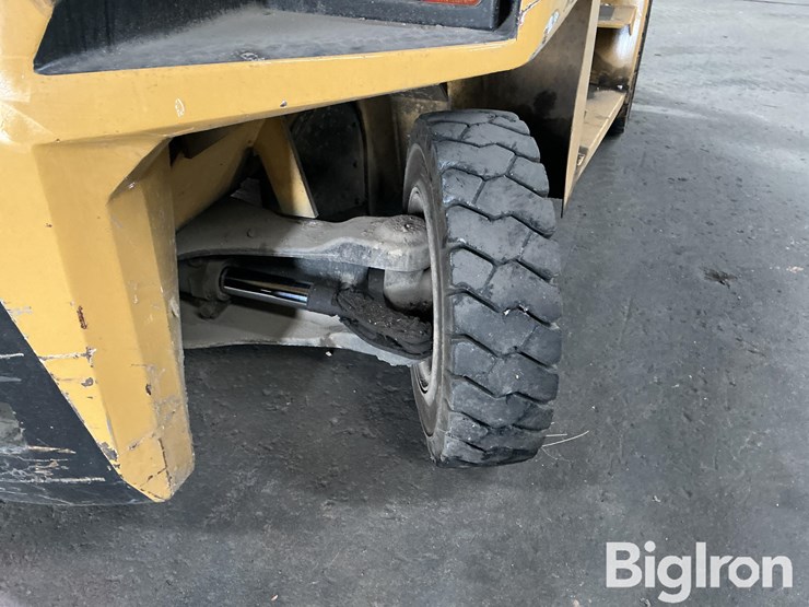 caterpillar-dp70e-image-14