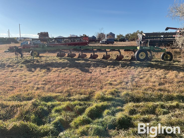 john-deere-2700-image-8