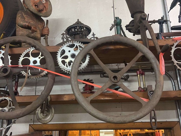 contents-of-left-side-of-the-shelf-image-2