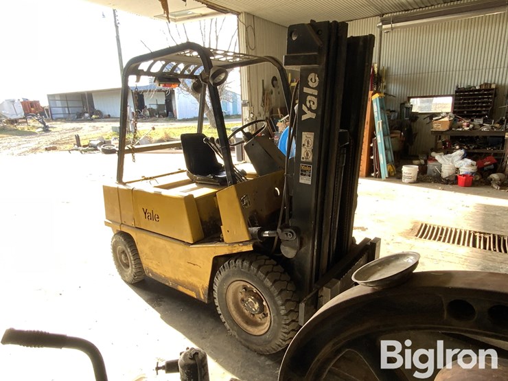 yale-forklift-image-3