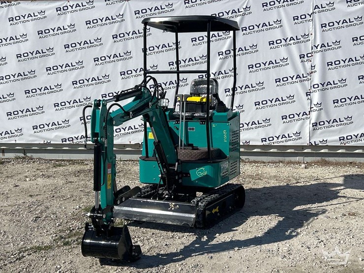 unused-2025-cfg-industrial-h15r-mini-excavator-image-1