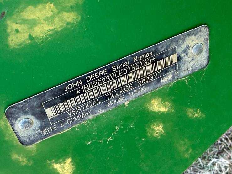 john-deere-2623vt-image-33