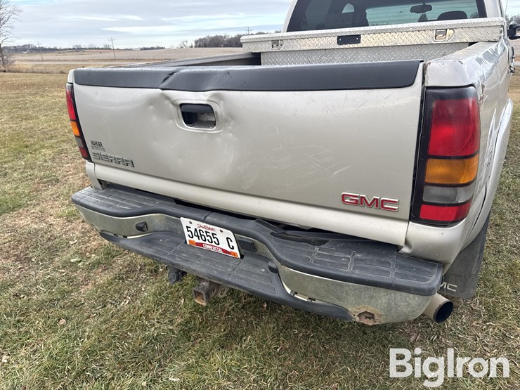 gmc-sierra-2500-image-10