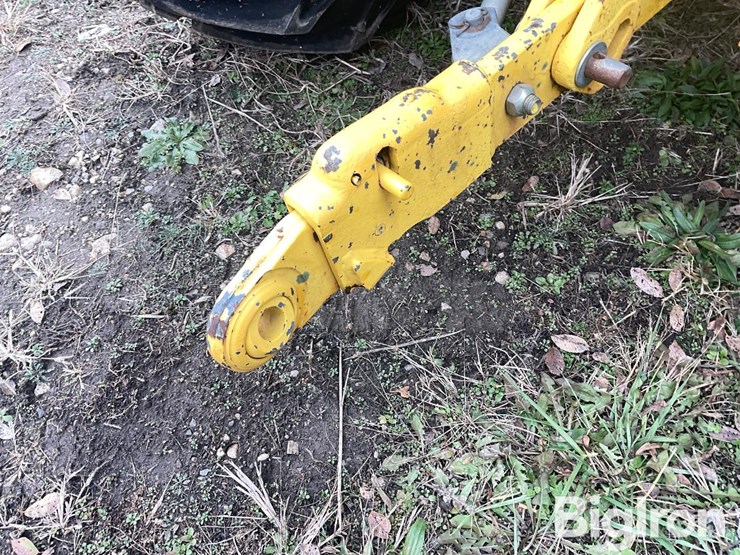 new-holland-ts100-image-18