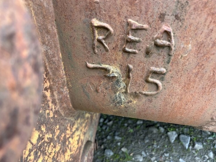 rea-6'-muck-bucket-image-5