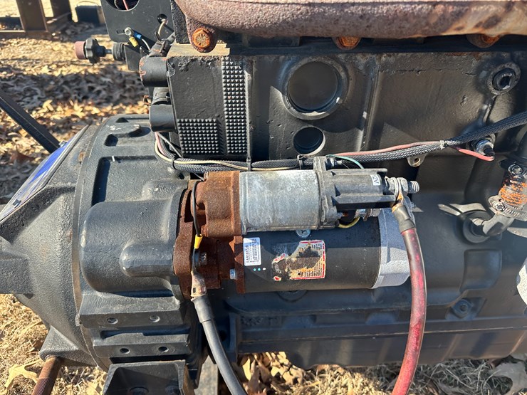 #32907-•-case-6ta830-6-cyl-power-unit-image-15