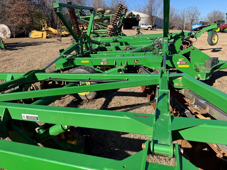 john-deere-2620-image-37