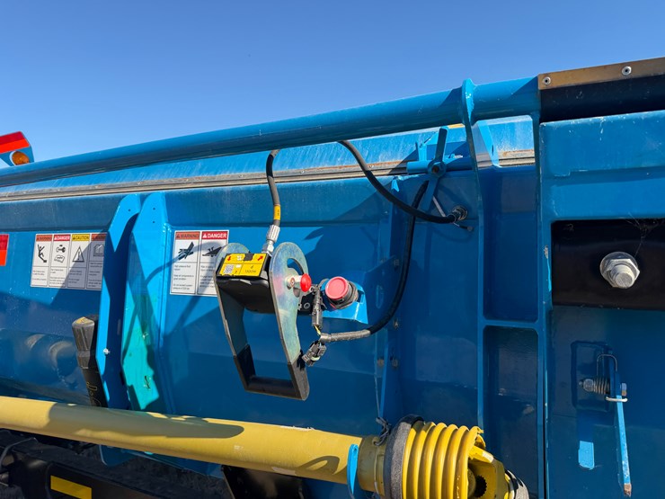 #35507-•-2024-shelbourne-reynolds-rsd-32'-stripper-header-image-12