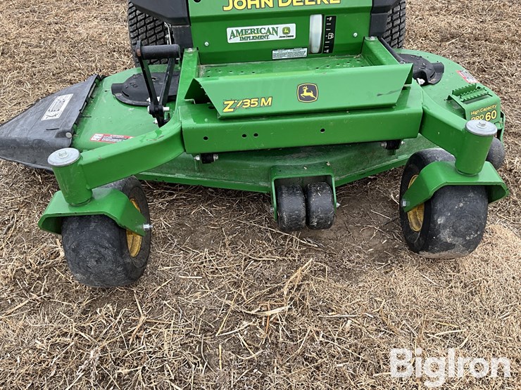 2021-john-deere-z735m-image-11