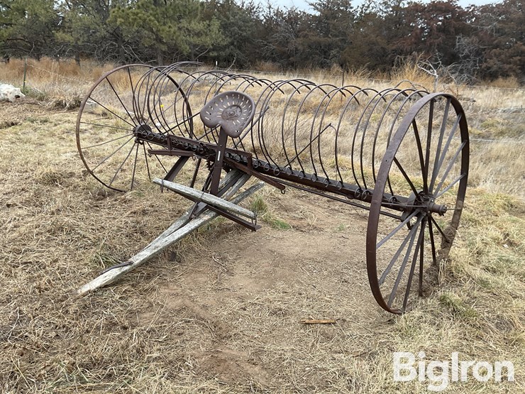 international-dump-rake-image-1