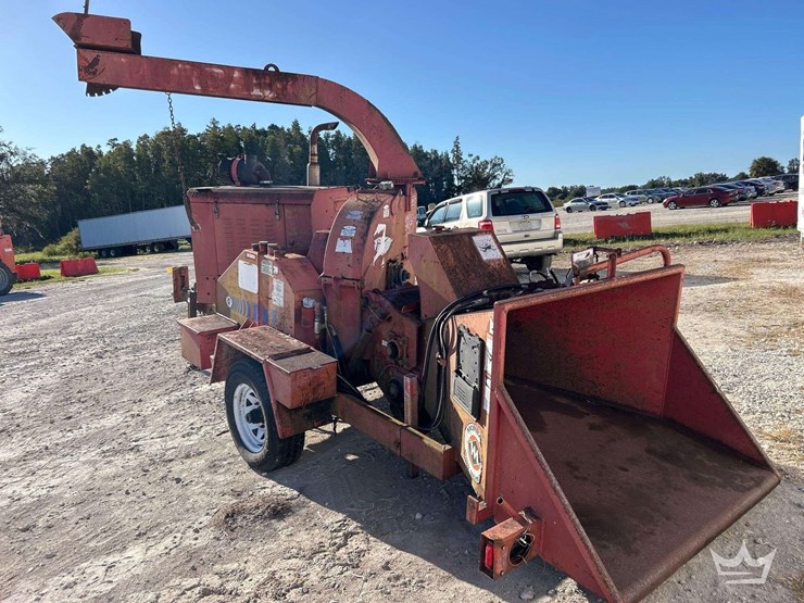 2000-morbark-towable-brush-chipper-image-4
