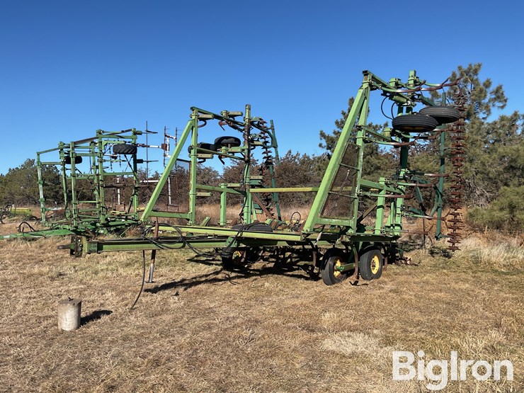 john-deere-1610-image-1