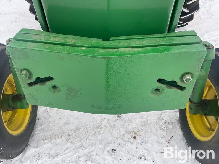 john-deere-3010-image-10
