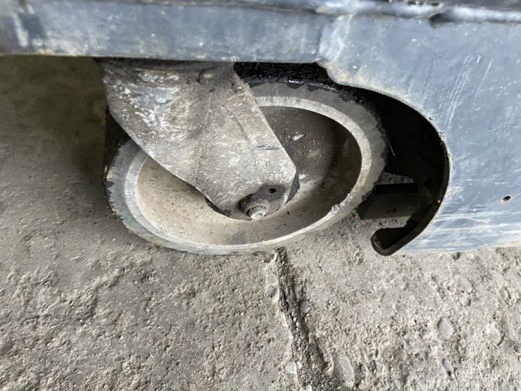 2005-jlg-20dvl-image-17