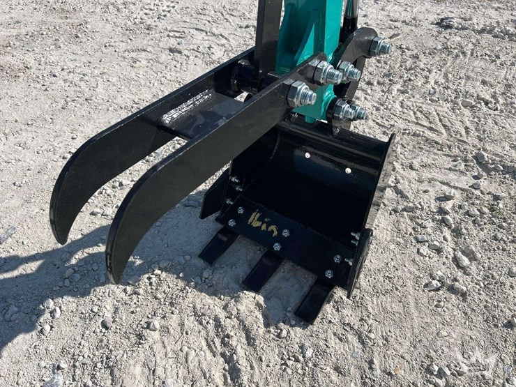 unused-2025-cfg-industrial-h15r-mini-excavator-image-12