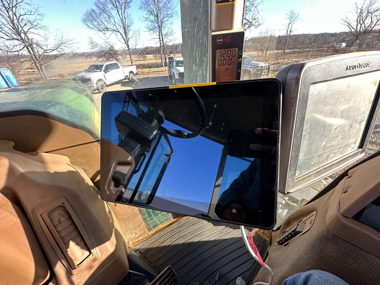 #35588-•-trimble-gps-system-image-1