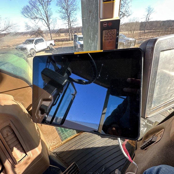 #35588 • Trimble GPS System