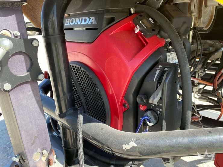 2022-ligchine-spiderscreed-concrete-screed-image-6