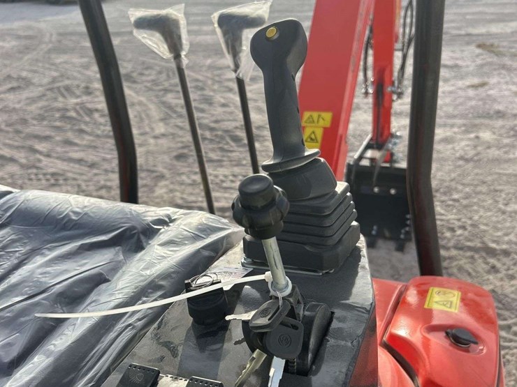 2025-cfg-industrial-nt20-cz-mini-excavator-image-7