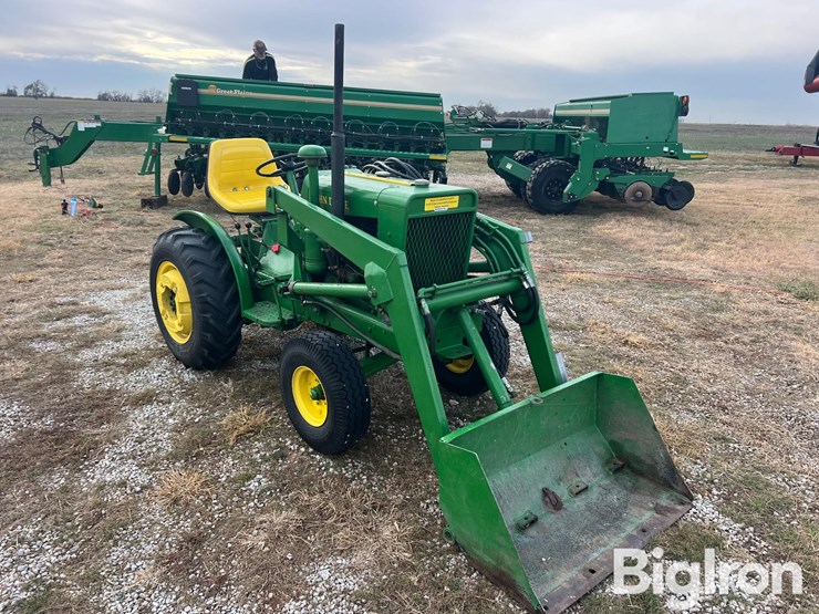 george-plett-2wd-utility-tractor-w/loader-image-3
