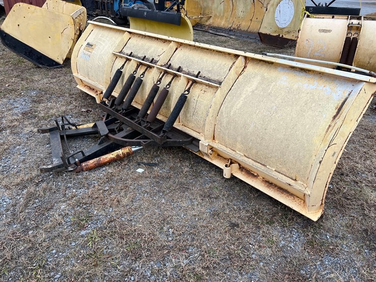 meyer-10'-snow-plow-image-4