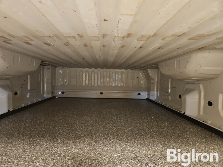 2022-chevrolet-2500-image-17