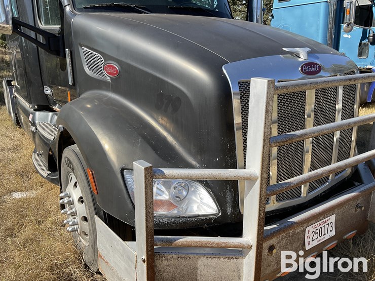 2014-peterbilt-579-image-16