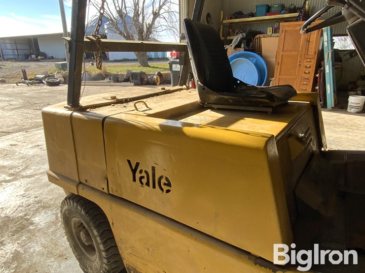 yale-forklift-image-18
